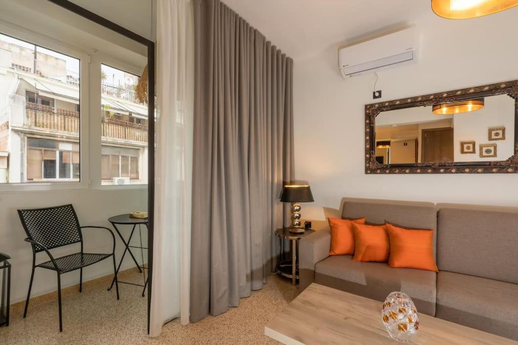 Dema Luxury Suites - Perikleous E6 Atenas Exterior foto